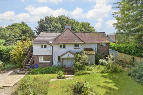 4 bedroom cottage for sale