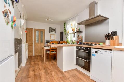 5 bedroom terraced house for sale