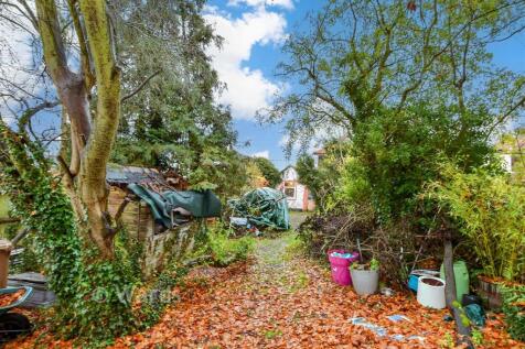 Dartford Road, Horton Kirby, Kent 2 bed semi