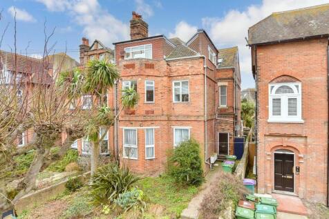 Millfield, Folkestone, Kent 2 bed apartment for sale