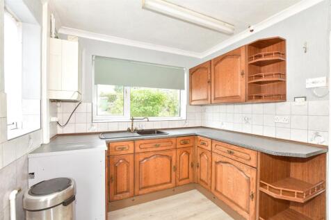 2 bedroom semi-detached bungalow for sale
