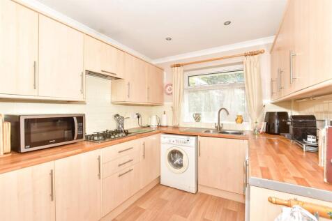 2 bedroom semi-detached bungalow for sale