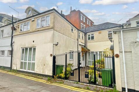 2 bedroom mews property for sale