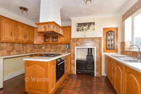 4 bedroom chalet for sale