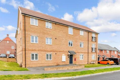1 bedroom ground floor flat for sale