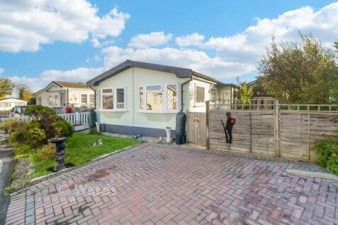 2 bedroom park home for sale