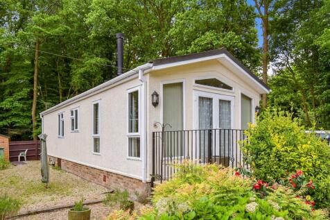 2 bedroom park home for sale