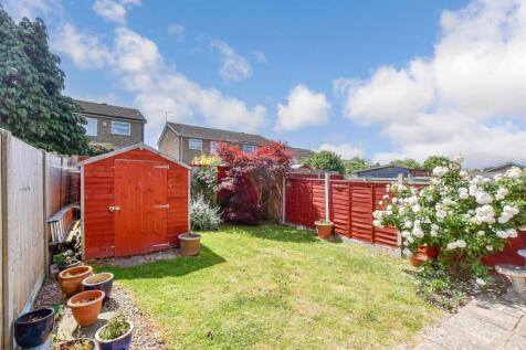 2 bedroom end of terrace house for sale