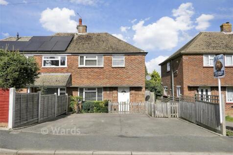 2 bedroom semi-detached house for sale