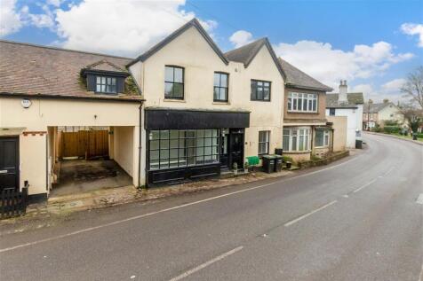 2 bedroom ground floor maisonette for sale