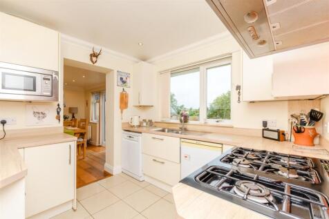 3 bedroom chalet for sale