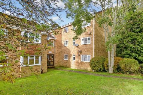 Gregory Close, Parkwood, Gillingham... 2 bed flat for sale