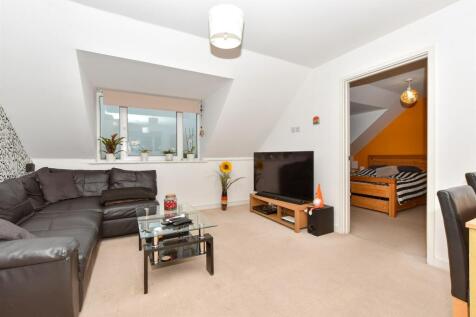 Manston Road, Ramsgate, Kent 1 bed flat for sale