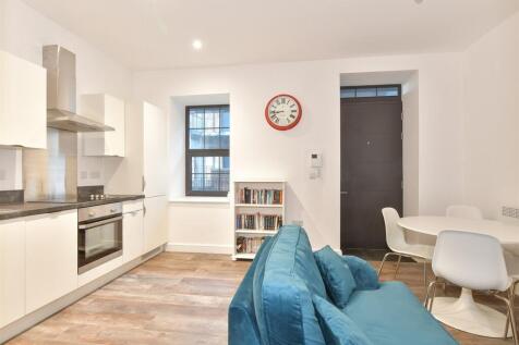 1 bedroom ground floor flat for sale