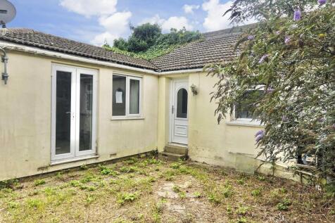 1 bedroom semi-detached bungalow for sale