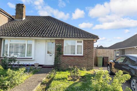 2 bedroom semi-detached bungalow for sale
