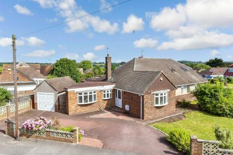 2 bedroom semi-detached bungalow for sale