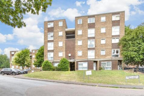 North Street, Strood, Rochester, Kent 1 bed flat for sale