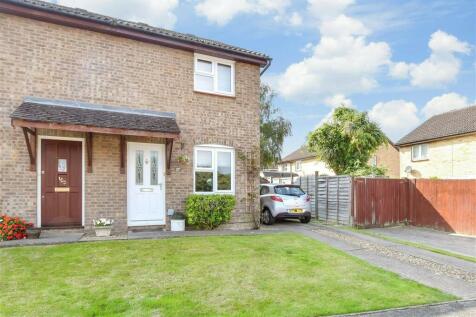 2 bedroom semi-detached house for sale