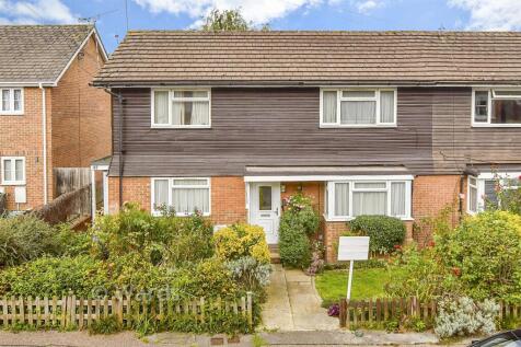 2 bedroom maisonette for sale