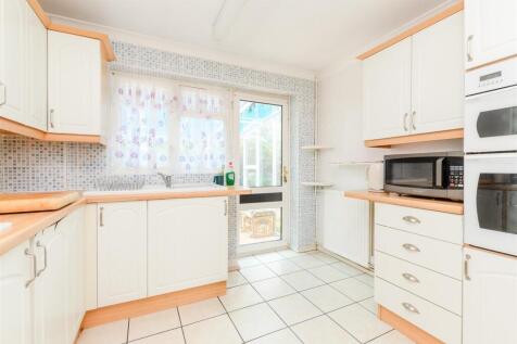 1 bedroom semi-detached bungalow for sale