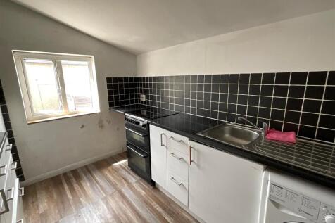 1 bedroom maisonette for sale