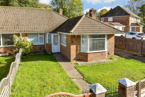 4 bedroom semi-detached bungalow for sale