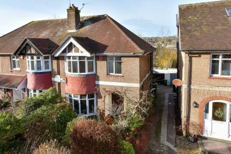 Graham Avenue, Brighton, East Sussex 3 bed semi