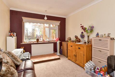 4 bedroom semi-detached bungalow for sale