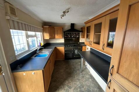 2 bedroom park home for sale