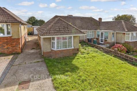 2 bedroom semi-detached bungalow for sale