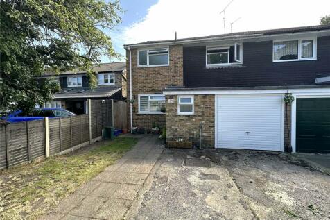 4 bedroom semi-detached house for sale