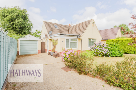 2 bedroom semi-detached bungalow for sale