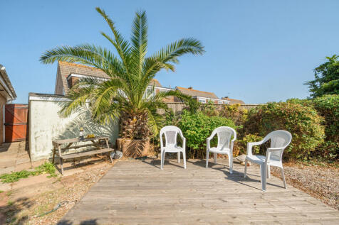 2 bedroom bungalow for sale