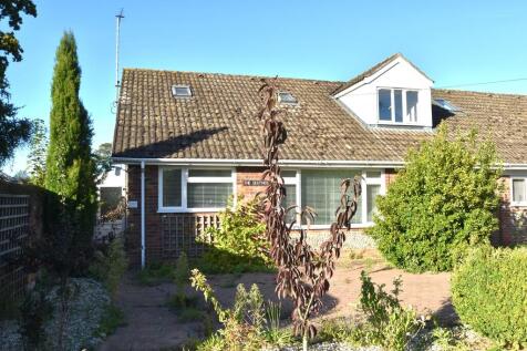 The Street, Norwich NR11 2 bed detached bungalow for sale