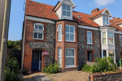 Cliff Road, Norfolk NR26 3 bed apartment for sale