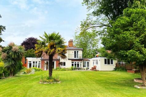 Cromer Road, North Walsham NR28 4 bed detached house for sale