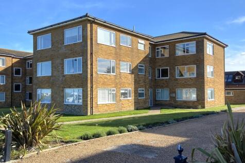 Paulian Court, Sheringham NR26 2 bed ground floor flat for sale