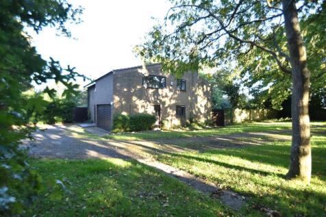 South Raynham Road, Fakenham NR21 5 bed detached house for sale