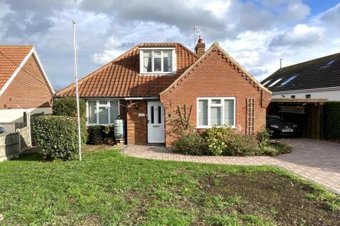 Britons Lane, Beeston Regis NR26 1 bed detached bungalow for sale