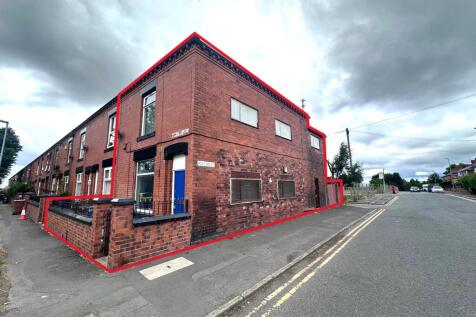 Mayfield Road, Oldham 2 bed flat for sale