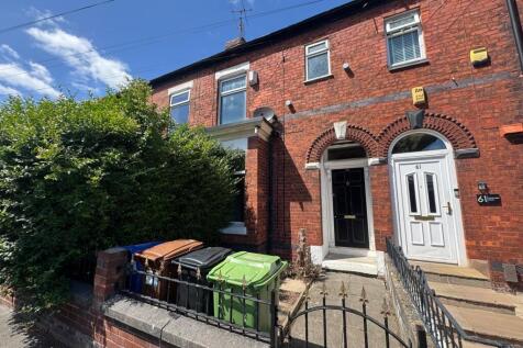 Hardcastle Road, Stockport 2 bed terraced house for sale