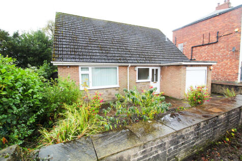 Parkside Lane, Mellor, Stockport 3 bed detached bungalow for sale