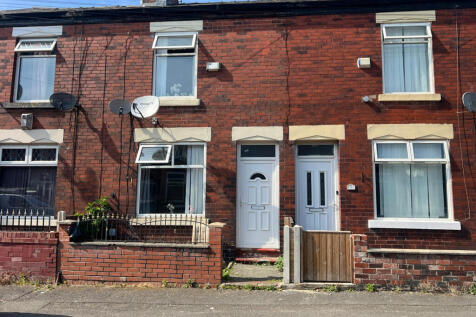 Wistaria Road, Abbey Hey 2 bed terraced house for sale