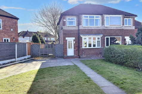 Briarwood Avenue, Droylsden 3 bed semi