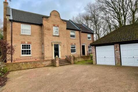 Oaklands, Bessacarr, Doncaster 5 bed detached house for sale