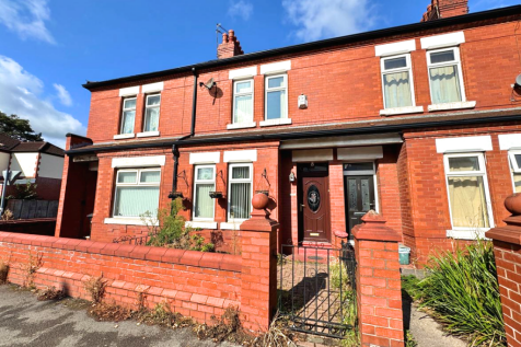 Gorton Road, Reddish 3 bed end of terrace house for sale