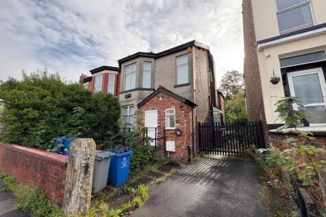 7 bedroom semi-detached house for sale