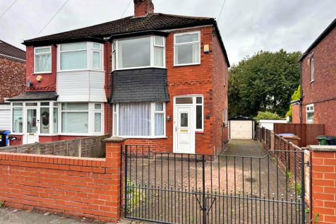 Briarfield Road, Heaton Chapel 3 bed semi