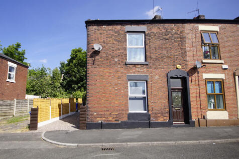 Throstle Bank Street, Hyde 2 bed end of terrace house for sale